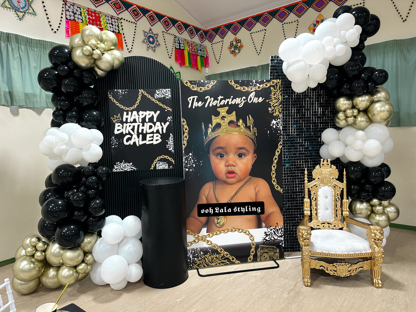 CUSTOM BACKDROP
