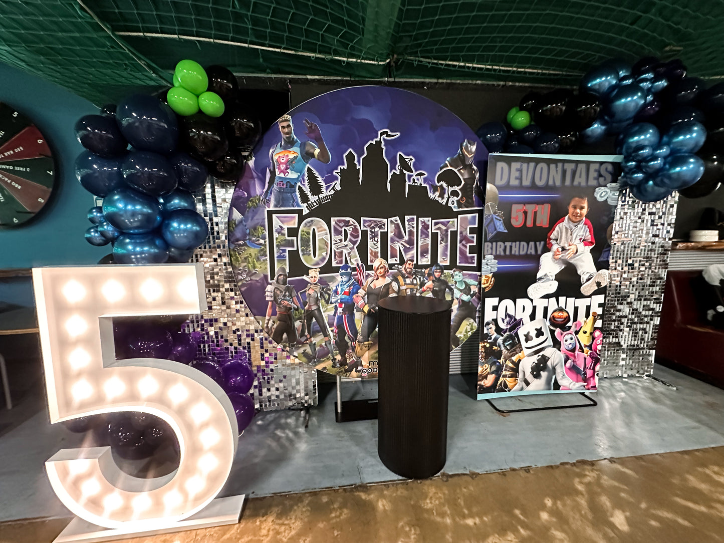 CUSTOM BACKDROP