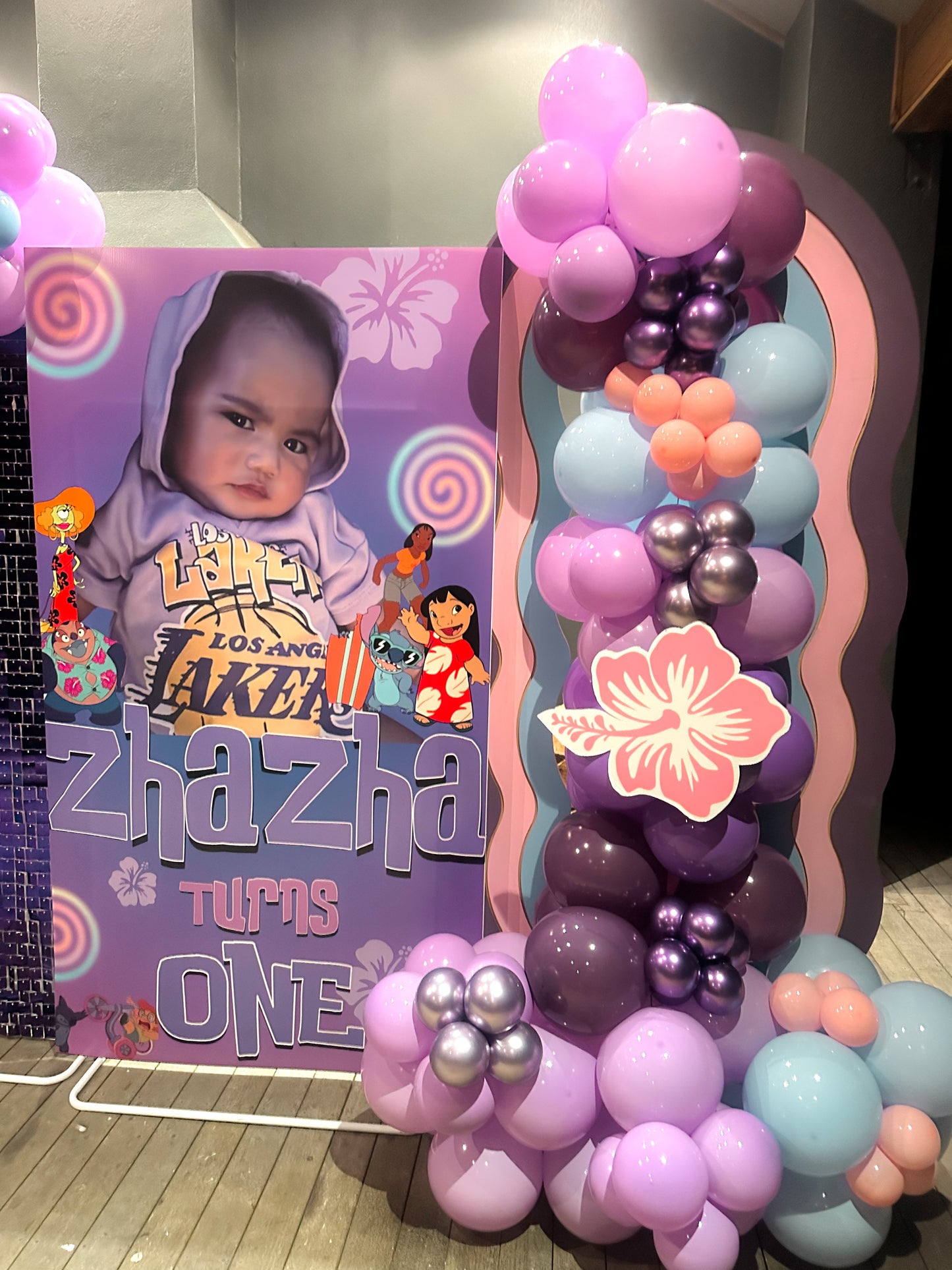 CUSTOM BACKDROP