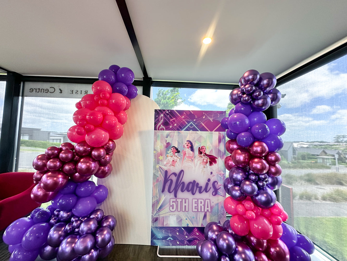 CUSTOM BACKDROP